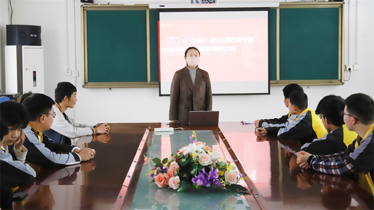 西安萬通汽車學校攜手車探長 ——為畢業(yè)生搭建夢想舞臺，提供堅實就業(yè)保障