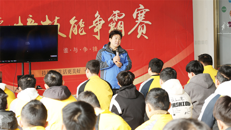 掌握前沿技術，馭見未來 ——連順自動變速箱專修技術總監(jiān)走進西安萬通，共話汽車行業(yè)新未來