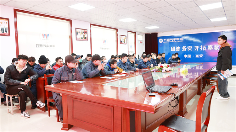 校企合作新典范：西安萬通汽車學校與中集陜汽重卡，共鑄焊接人才新篇章